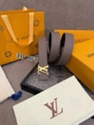cheap quality Louis Vuitton Initiales lady belt Model No. 833